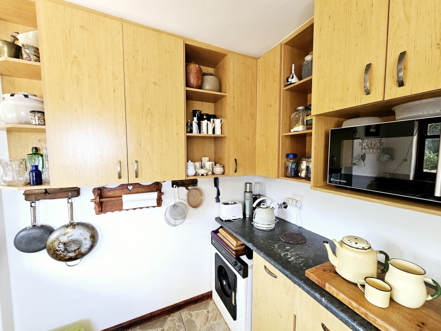 5 Bedroom Property for Sale in Stilbaai Oos Western Cape